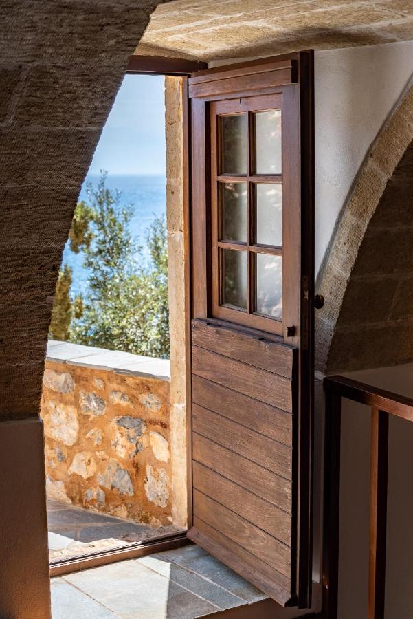 Kyklamino Castlehouse Villa Monemvasia Exterior photo