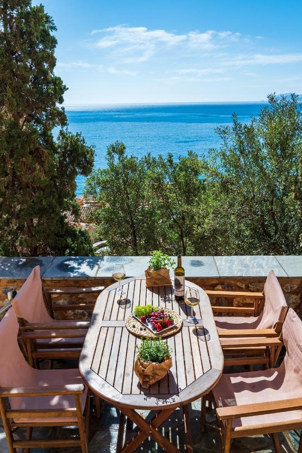 Kyklamino Castlehouse Villa Monemvasia Exterior photo